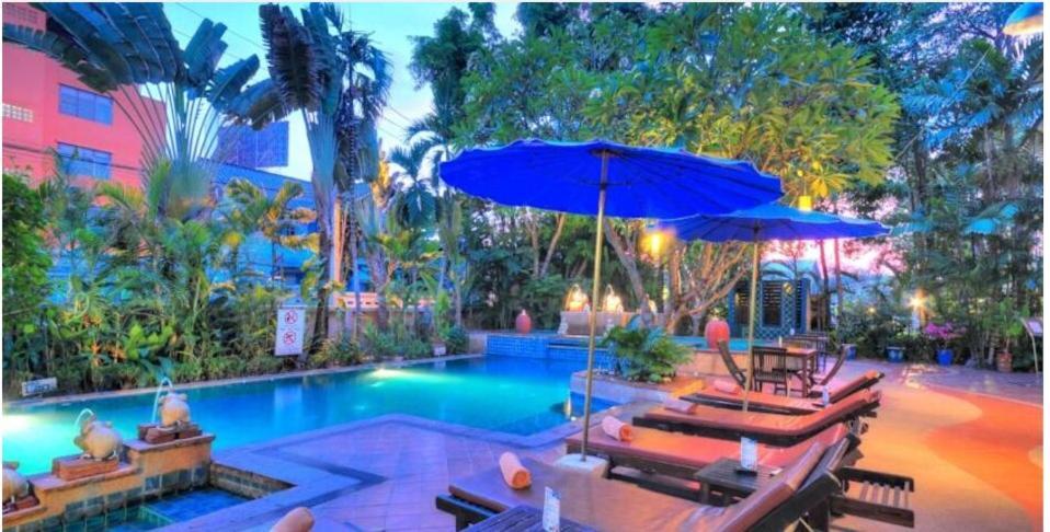 Gazebo Resort, Pattaya Esterno foto
